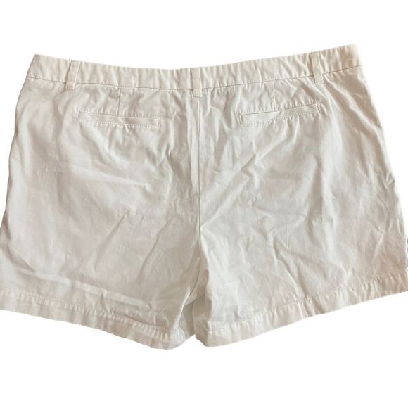 Merona Size 18 White Plus Size Chino Shorts - Picture 6 of 6